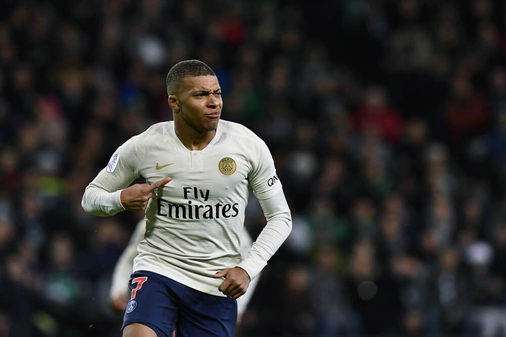 山东荣成：微藻养殖助力海洋经济绿色发展